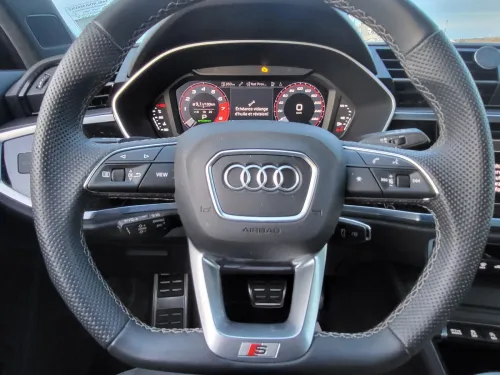 Audi Q3 2023 S Line