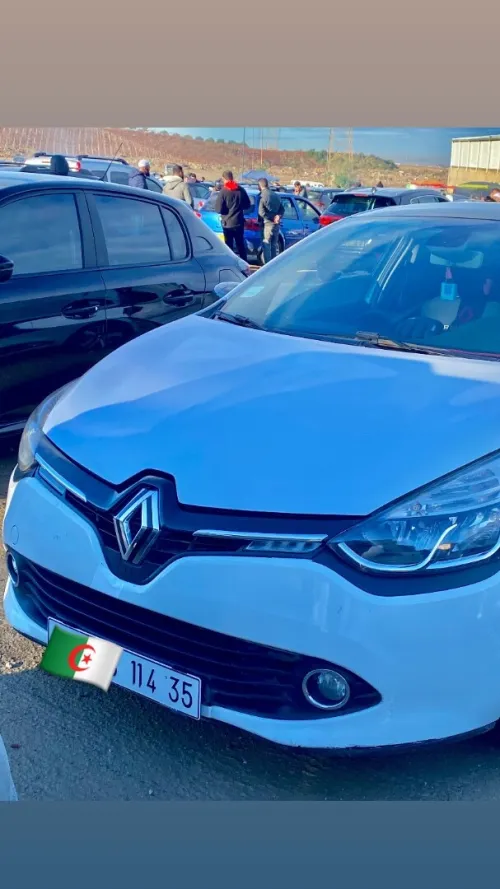Renault Clio 4 2014 Seventeen