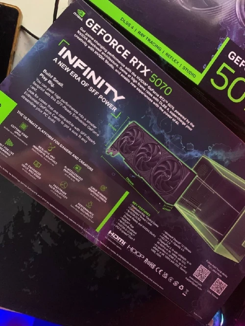 RTX 5070 PALIT INFINITY 3 FAN  Jamais Utilisé