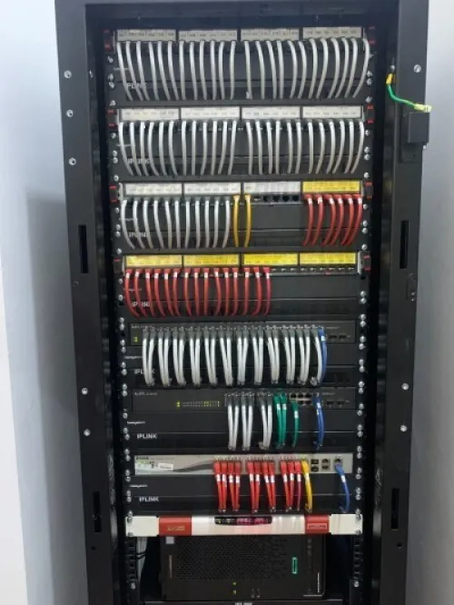 Installation Réseaux Informatiques & Téléphoniques 
