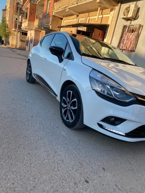 Renault Clio 4 2019 Limited 2