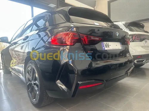 BMW Série 1 2025 M edition, black