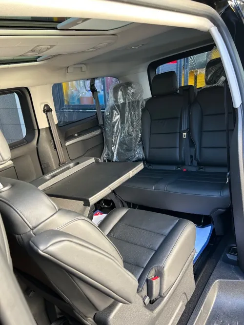 Peugeot Traveller 2026 Business Pack