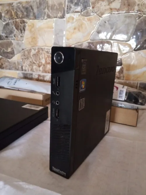 Pc lenovo ThinkCentre mini m73 cpu G3220T de 4 ème génération