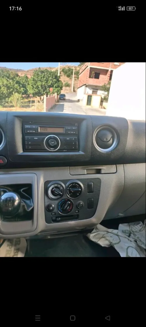 Nissan Nissan 2016