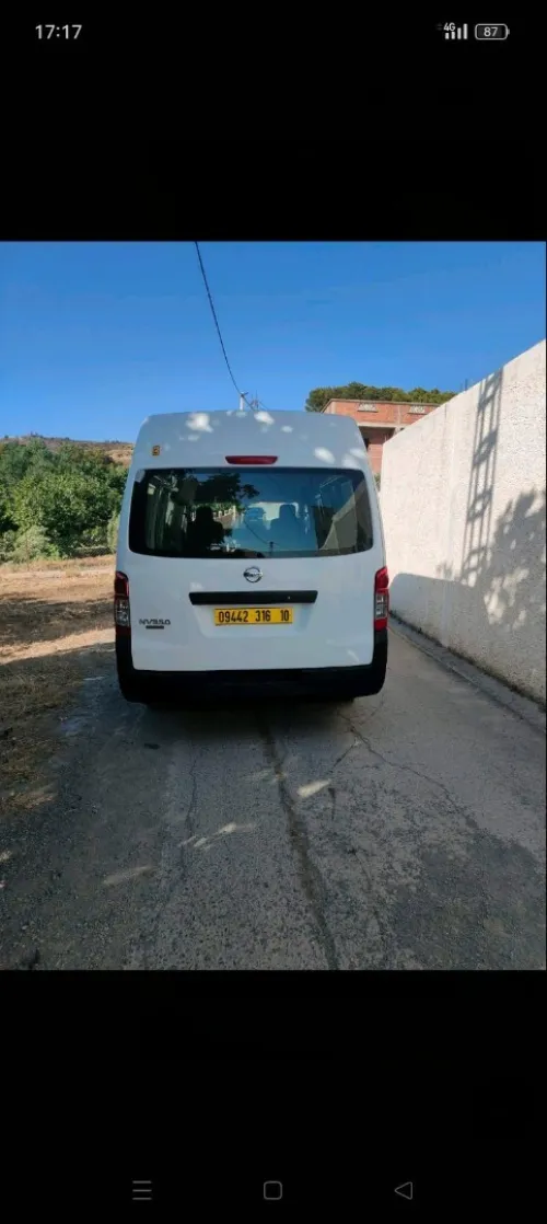 Nissan Nissan 2016