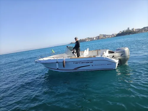 Bateau de plaisances 