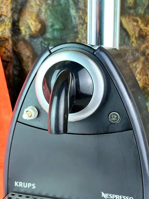 Machine cafe nespreso krups