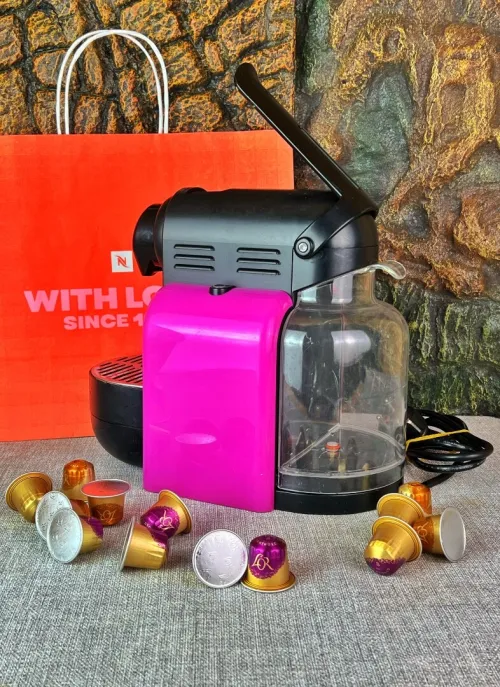 Les machines café nespreso Delonghi نقيين مشاءالله