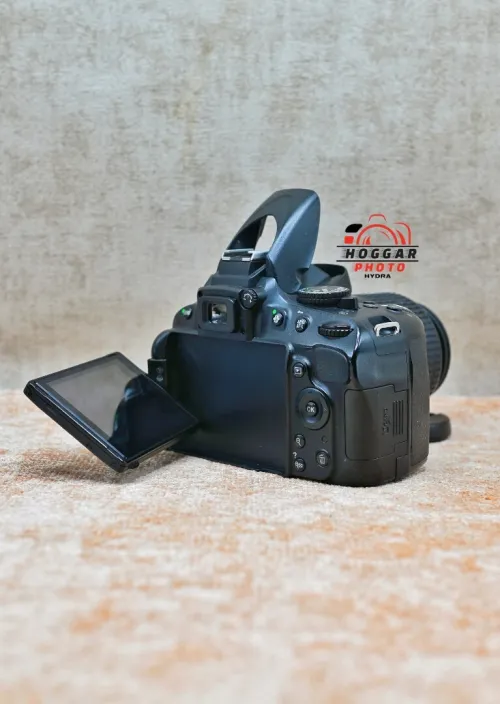Nikon D5100 +18-55mm