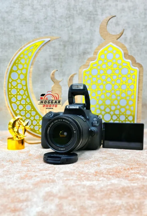 Canon EOS 200D+ EF-S 18-55mm