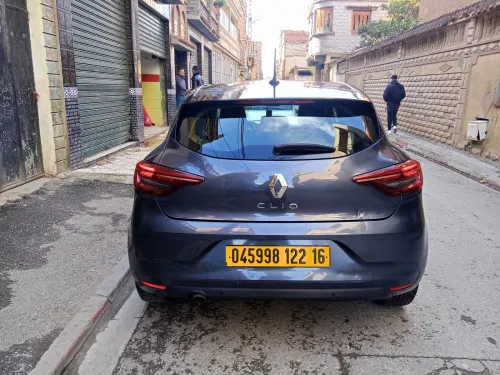 Renault Clio 5 2022 Besn
