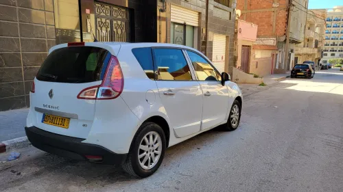 Renault Scenic 2011 