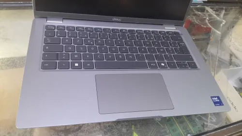 Dell latitude 5450 Ultra 7 165U  32G