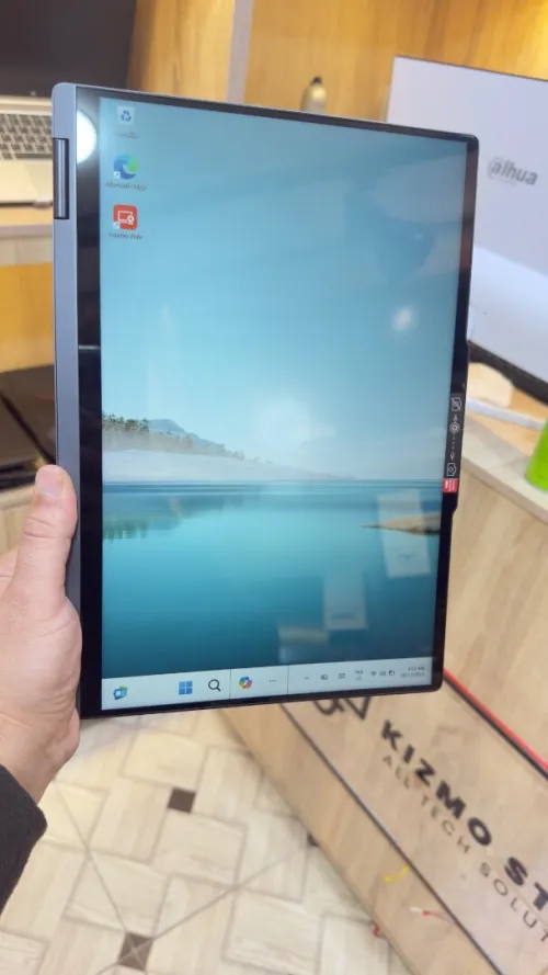 Lenovo Yoga 7i 14" 2.8K OLED 2-in-1 Laptop Intel Core Ultra 7 16Gb 512 Gb SSD