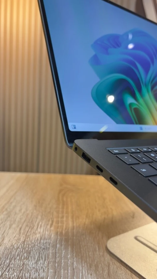 MICROSOFT SURFACE LAPTOP-7 SNAPDRAGON X ELITE 16Go DDR5 512GB NVMe 15" QHD
