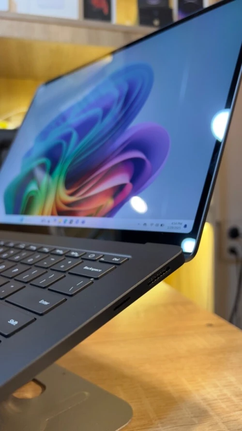 MICROSOFT SURFACE LAPTOP-7 SNAPDRAGON X ELITE 16Go DDR5 512GB NVMe 15" QHD
