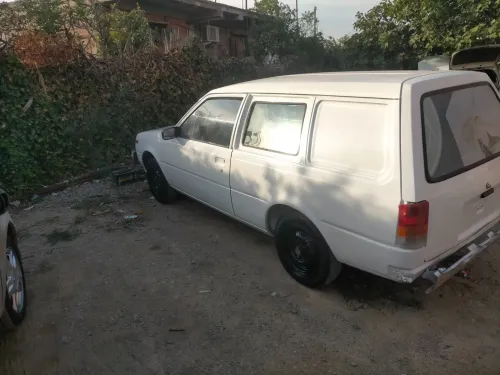 Nissan Sunny 1990 