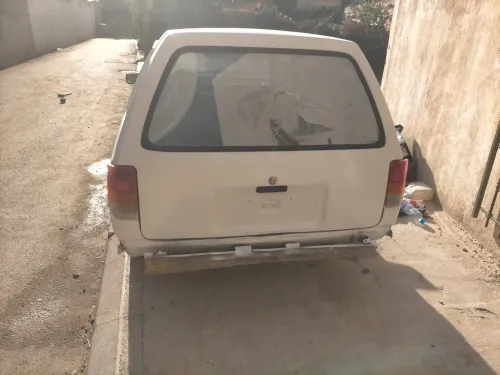 Nissan Sunny 1990 