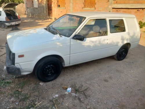 Nissan Sunny 1990 