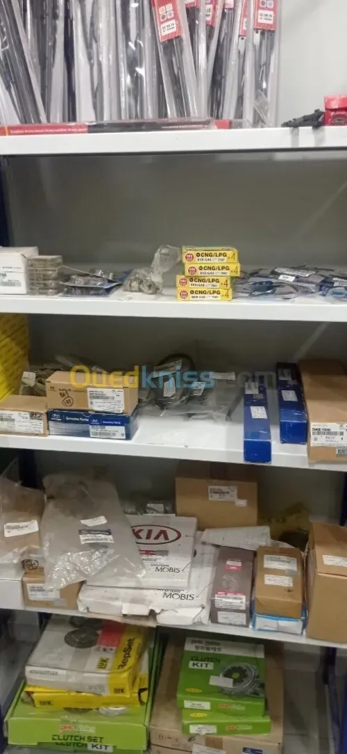 LOT AFFAIRES / PIÈCES AUTO KIA HYUNDAI