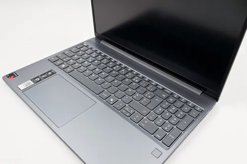 LENOVO IDEAPAD SLIM 3 SNAPDRAGON X126100 RAM 16G DDR4 512 SSD NVME