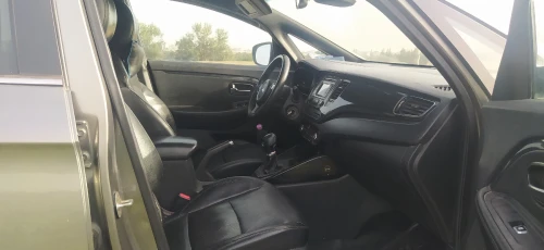 Kia Carens 2014 Premium