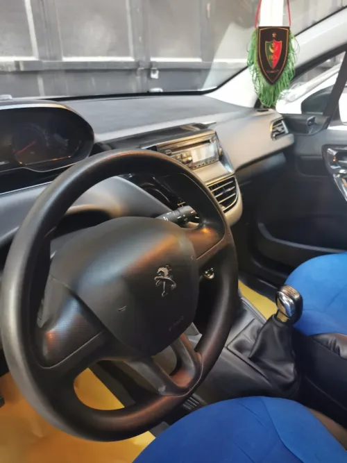 Peugeot 208 2015 Active