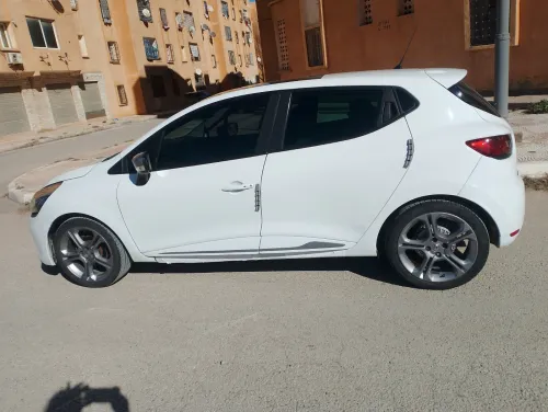 Renault Clio 4 2016 GT Line +