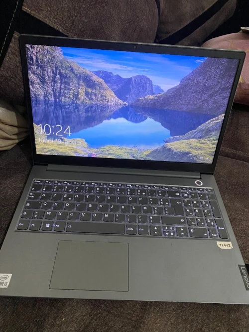 Pc thinkbook i3 10th g jdid état 09/10