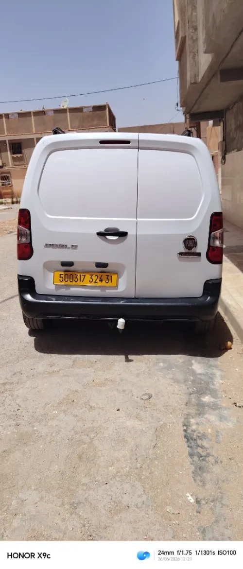 Fiat Doblo 2024 2 places