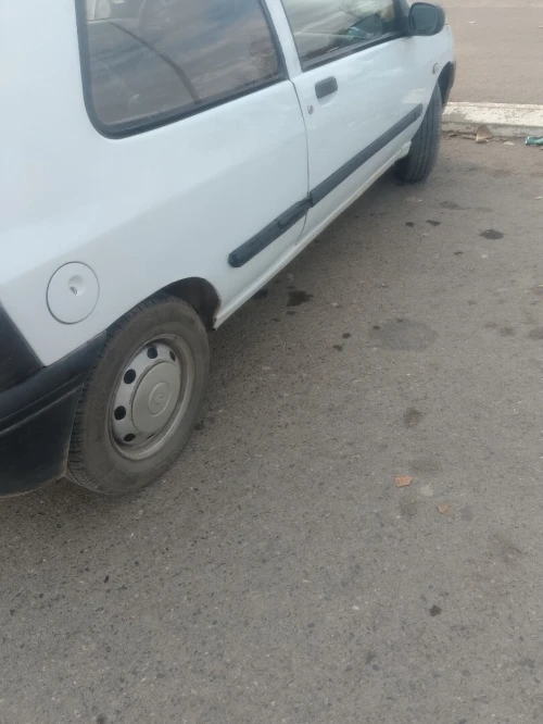 Clio 1 1996 