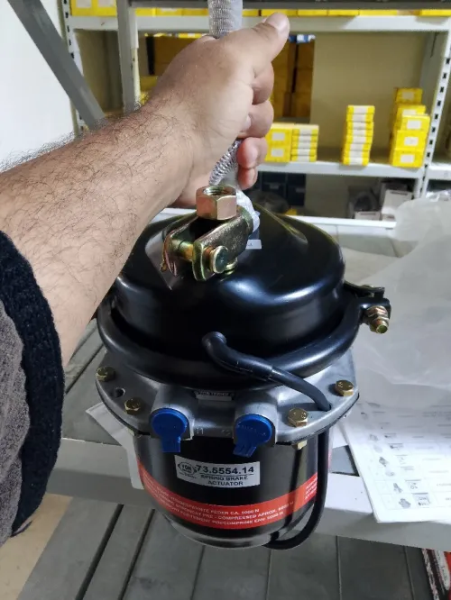 PISTON DE FREIN RENAULT AN T3030DP