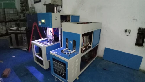 Installation machine soufflage PET semi auto
