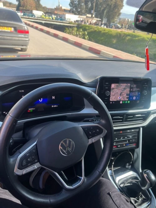 Volkswagen T-Roc 2023 Life business