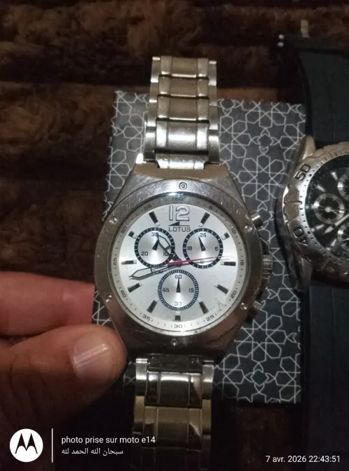 montre LOUTUS