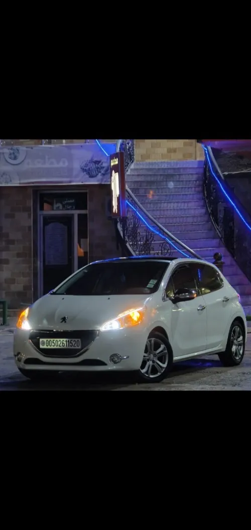 Peugeot 208 2015 Allure