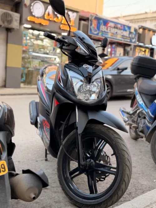 Sym sr Sr 2025