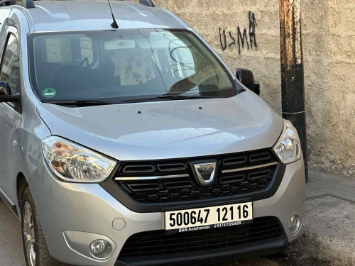 Renault Kangoo 2021 Dekker