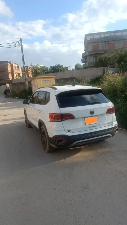 Volkswagen Taos 2023 Blac
