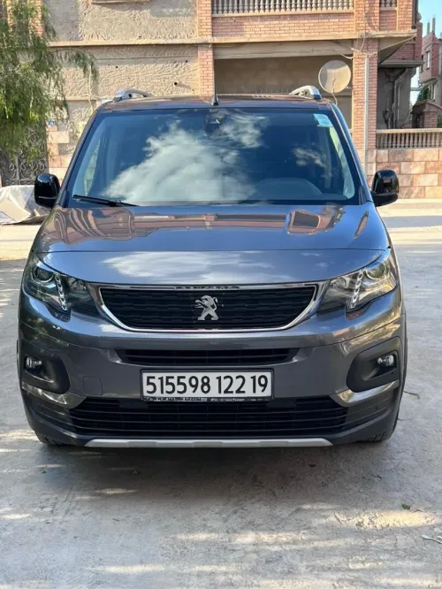 Peugeot Partner 2022 