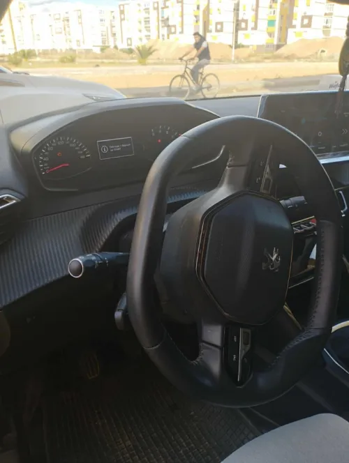 Peugeot 208 2022 Allure