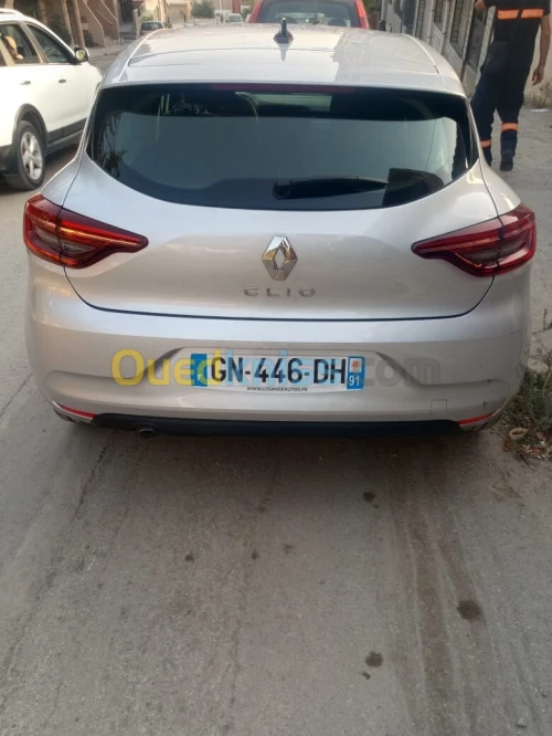 Renault Clio 5  2023 Equilibre