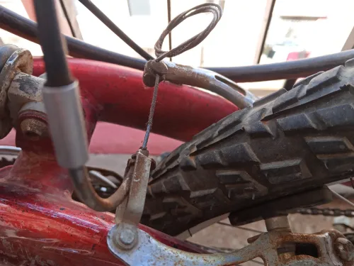 Vélo avec amortisseur