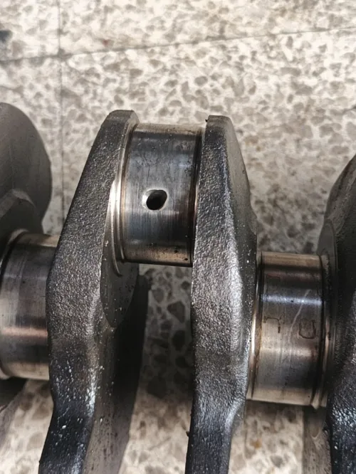 Vilebrequin STD de moteur Volkswagen golf 4