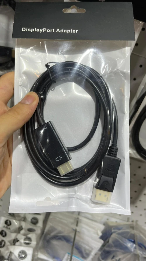 Accessoires Informatique /Adaptatures/Hubs Disponible