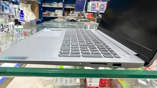 Ordinateur Portable Lenovo IdeaPad 1 15IAU7 Neuf Sous Emballage