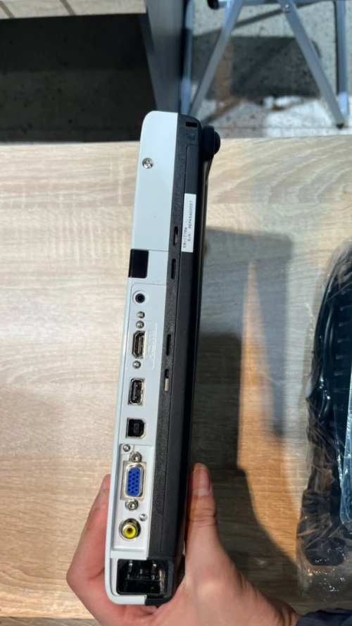 DATA SHOW EPSON EB-1776W utilisee 19H ECO Mode
