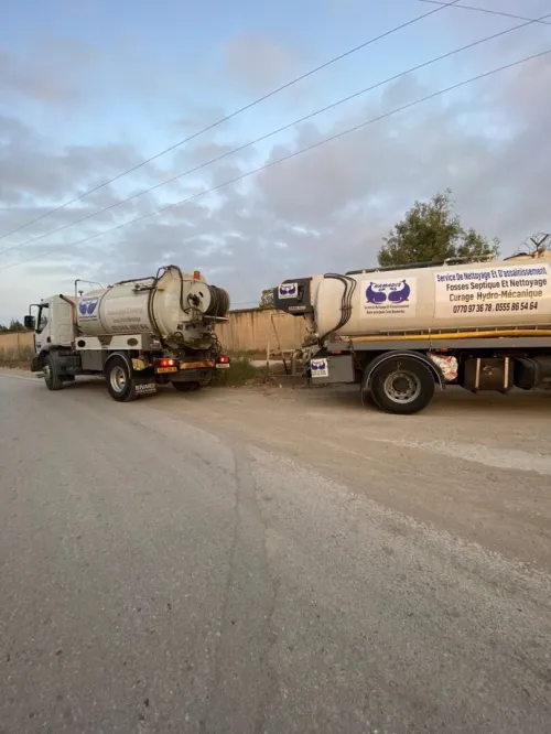 Camion, vidange débouchage, nettoyage