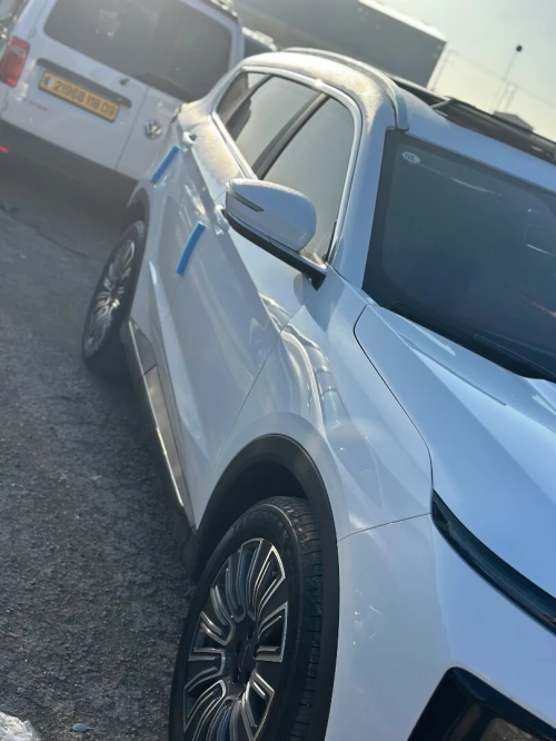 Jetour  X70 PLUS 2025 Luxury ++ siege chauffant et la langue